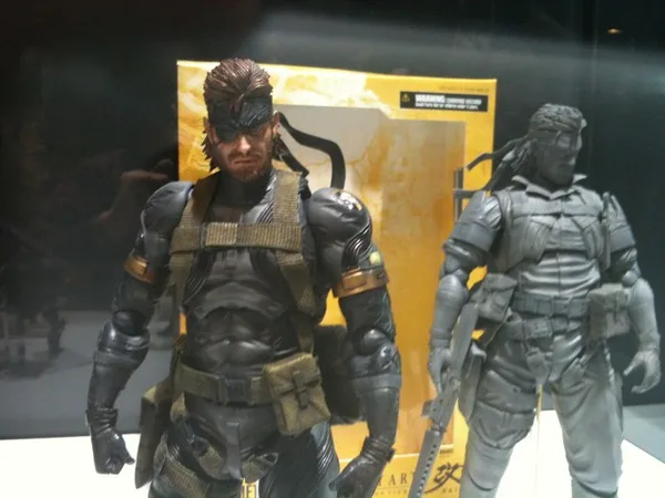Toys: Chrono Trigger, MGS: Peace Walker e Lara Croft Metal Gear Solid - Solid Snake