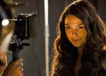 Veja Isis Valverde nos bastidores de O Canto da Sereia Isis Valverde - O Canto da Sereia