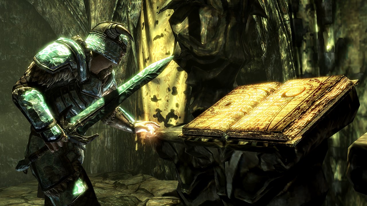 The Elder Scrolls V Skyrim - Dragonborn - Soldier and Book
