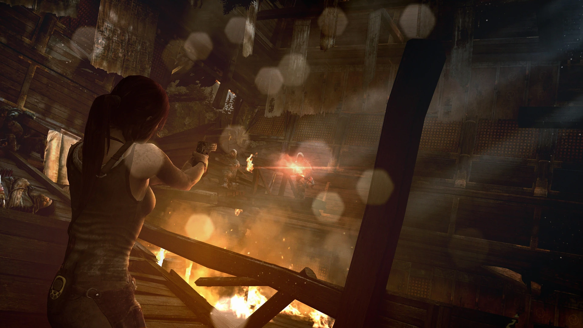 Tomb Raider - Lara Croft - Combat