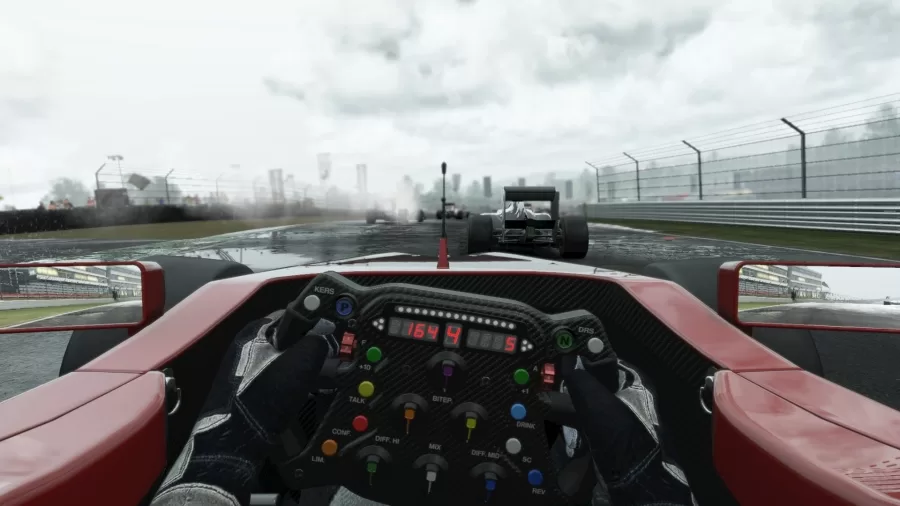 Vídeo comparativo de Project CARS no PC e no PS4; jogo será lançado em 19 de novembro