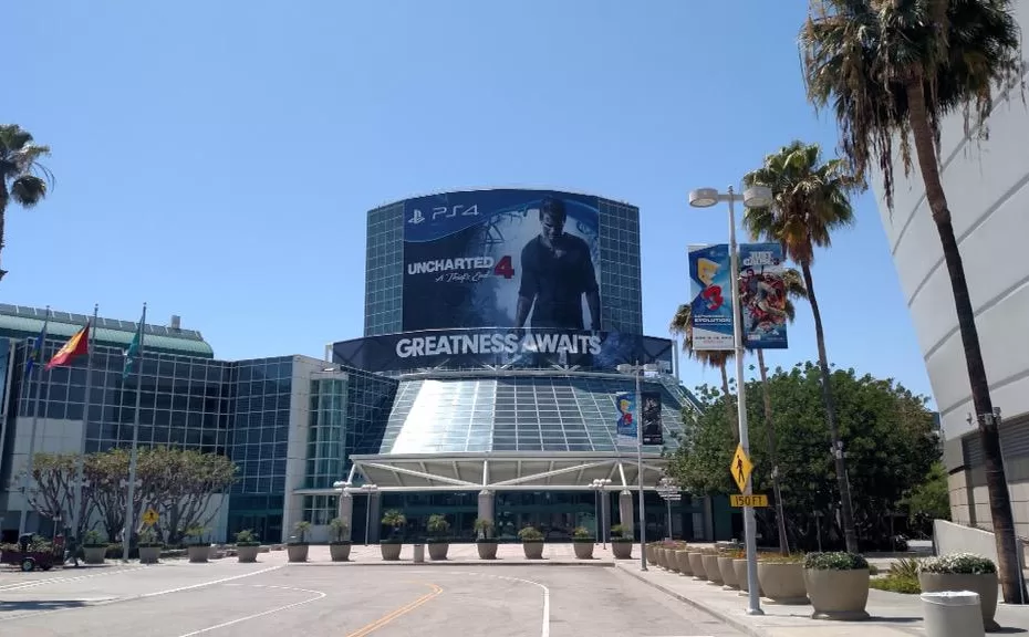 E3 2015 - Uncharted 4 Banner