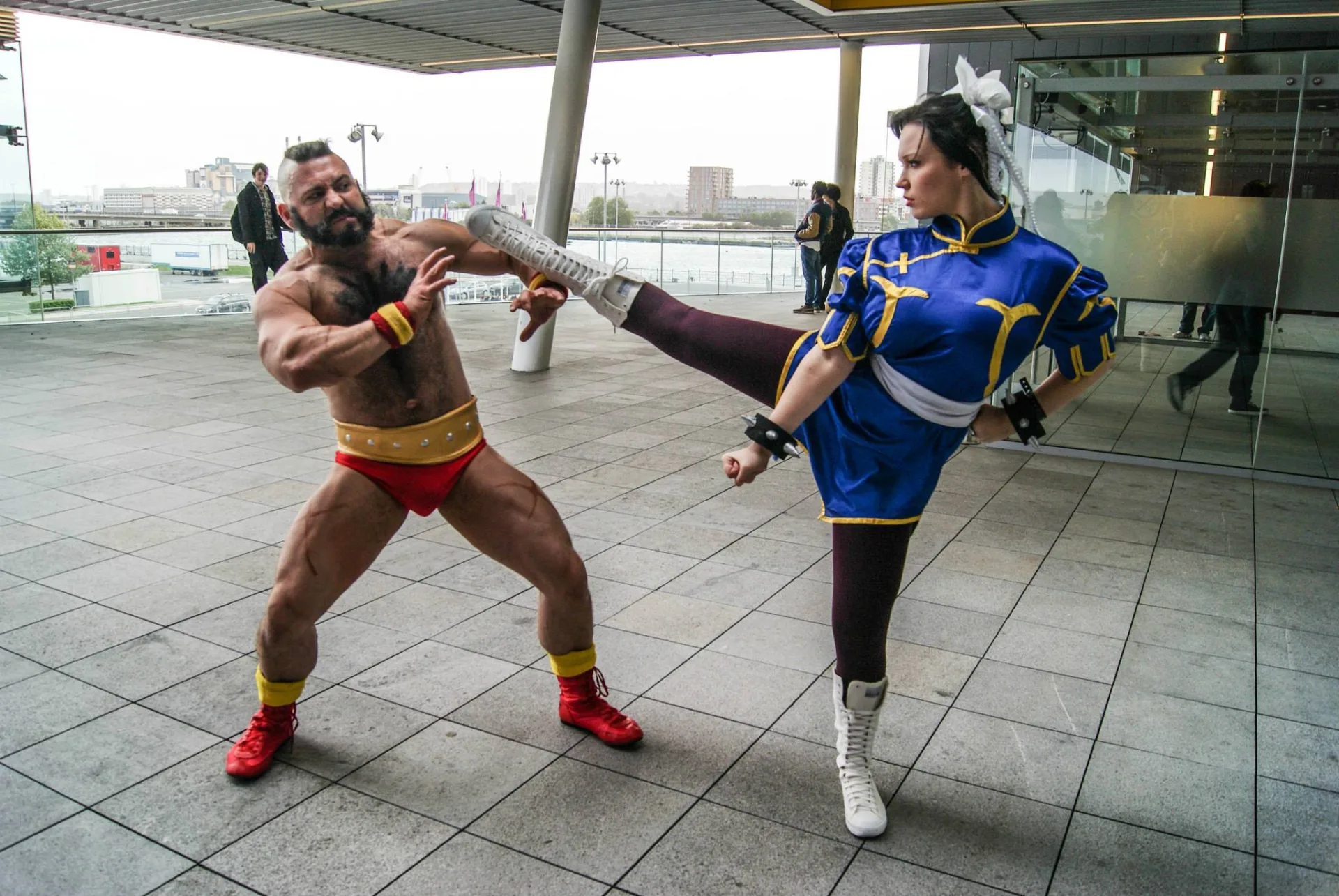 Cosplays - Zangief contra Chun-Li