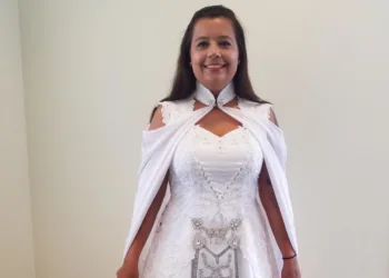 Veja um vestido de noiva inspirado em The Legend of Zelda: Twilight Princess Vestido de Noiva - The Legend of Zelda - Twilight Princess - Capa