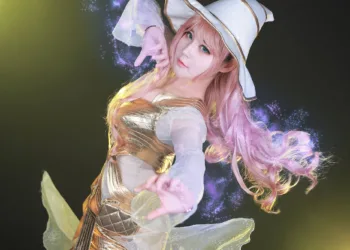 Cosplay de uma Bruxa - Black Desert Online - Witch 01