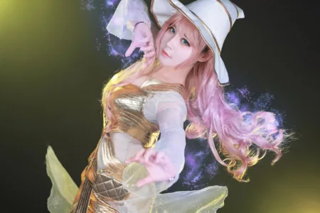 Cosplay de uma Bruxa - Black Desert Online - Witch 01