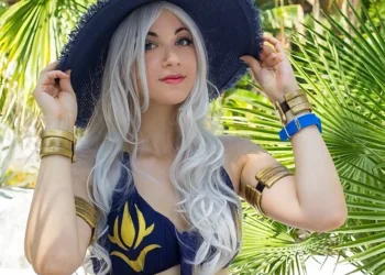Cosplay - A Ashe Curtindo o Verão, de League of Legends! Ashe Curtindo o verão - Cosplay LoL