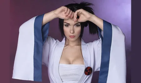 Sasuke Cosplay Feminina - Naruto - Foto Capa