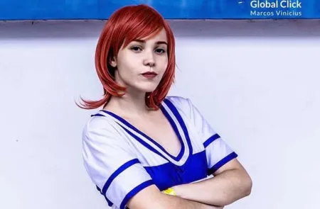 Cosplay da Nami - Anime One Piece - Roupas clássicas com camisa listrada e minissaia laranja - Foto Topo 02