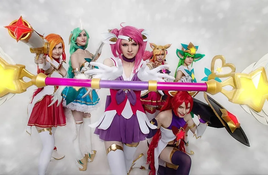 Star Guardian Cosplays - League of Legends 01