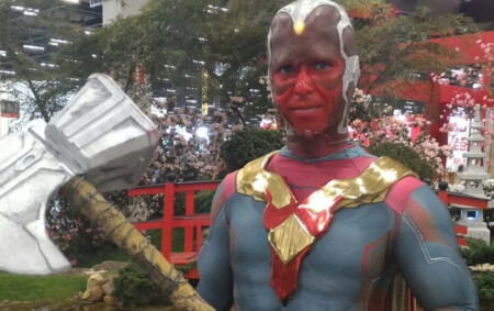 Cosplay do Visão - Vingadores