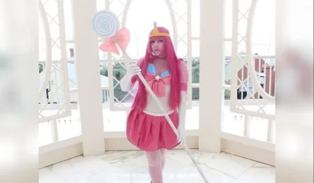 Cosplay da Princesa Jujuba em estilo Sailor Moon - Adventure Time