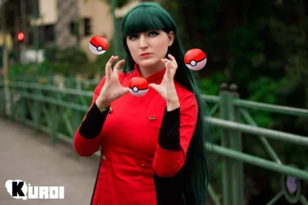 Cosplay da Sabrina Natsume - Pokémon Gym Leader - Games e Animes