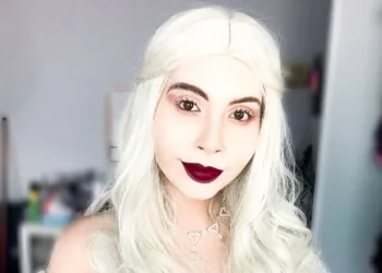 Cosplay da Rainha Branca - Capa