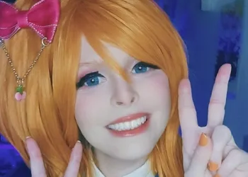 Love Love: Veja um belo cosplay da Honoka Kosaka Honoka Kosaka Cosplay - Love Live Capa