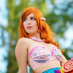 Veja um belo cosplay da Misty Sereia, de Pokémon Misty Sereia capa 2024 - 01