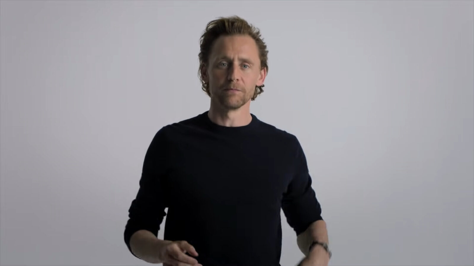 Tom Hiddleston - Ator que faz o Loki no Universo da Marvel - Vingadores