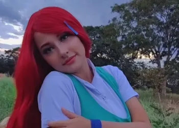 Uzumaki Kushina Cosplay Feminino - Naruto Foto Capa