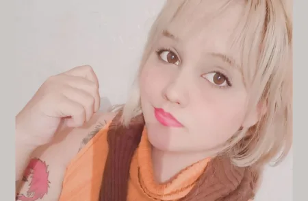 Ashley Graham Cosplay - Resident Evil - Capa 2