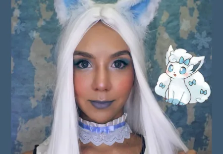 Selfie Cosplay da Vulpix de Alola, de Pokémon - Capa
