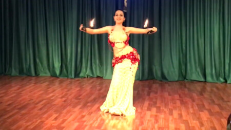 LilithDance - Belly Dance Fusion with Palm Torches Capa