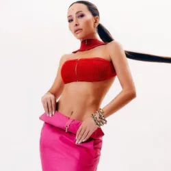 Lindo Look de Sabrina Sato com saia longa Lindo-Look-de-Sabrina-Sato-com-saia-longa-rosa-Capa 01