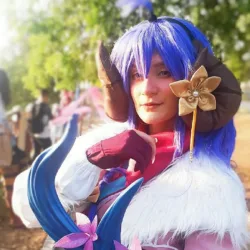 League of Legends: Belo cosplay do Kindred Florescer Espiritual League of Legends - Belo cosplay do Kindred Florescer Espiritual - Foto Capa