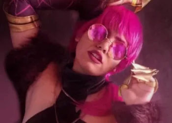 League of Legends: Belo cosplay da Evelynn K/DA cropped-Evelynn-KDA-Cosplay-League-of-Legends-capa.jpg
