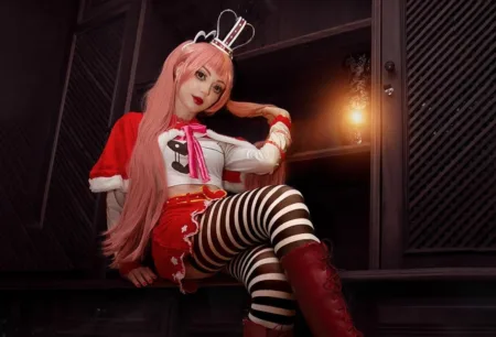 One Piece Cosplay - Perona Capa