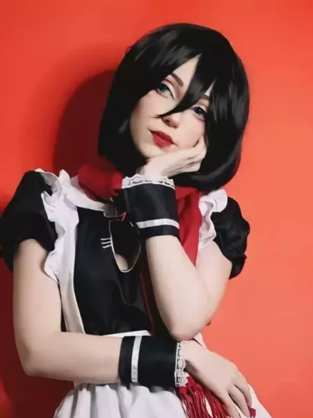 cropped-Mikasa-Cosplay-Attack-on-Titan-Versao-Maid-capa-02.webp