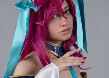 Mais fotos do lindo cosplay da Ahri Florescer Espiritual, de LoL Ahri Florescer Espiritual - Cosplay de League of Legends - Foxy 01