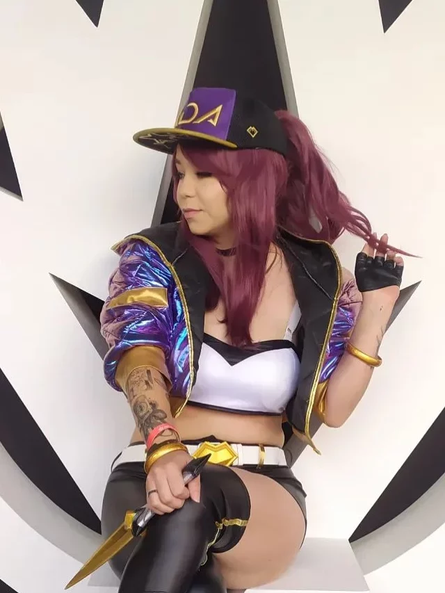 Belo cosplay da Akali KDA, de League of Legends (da final do CBLOL)