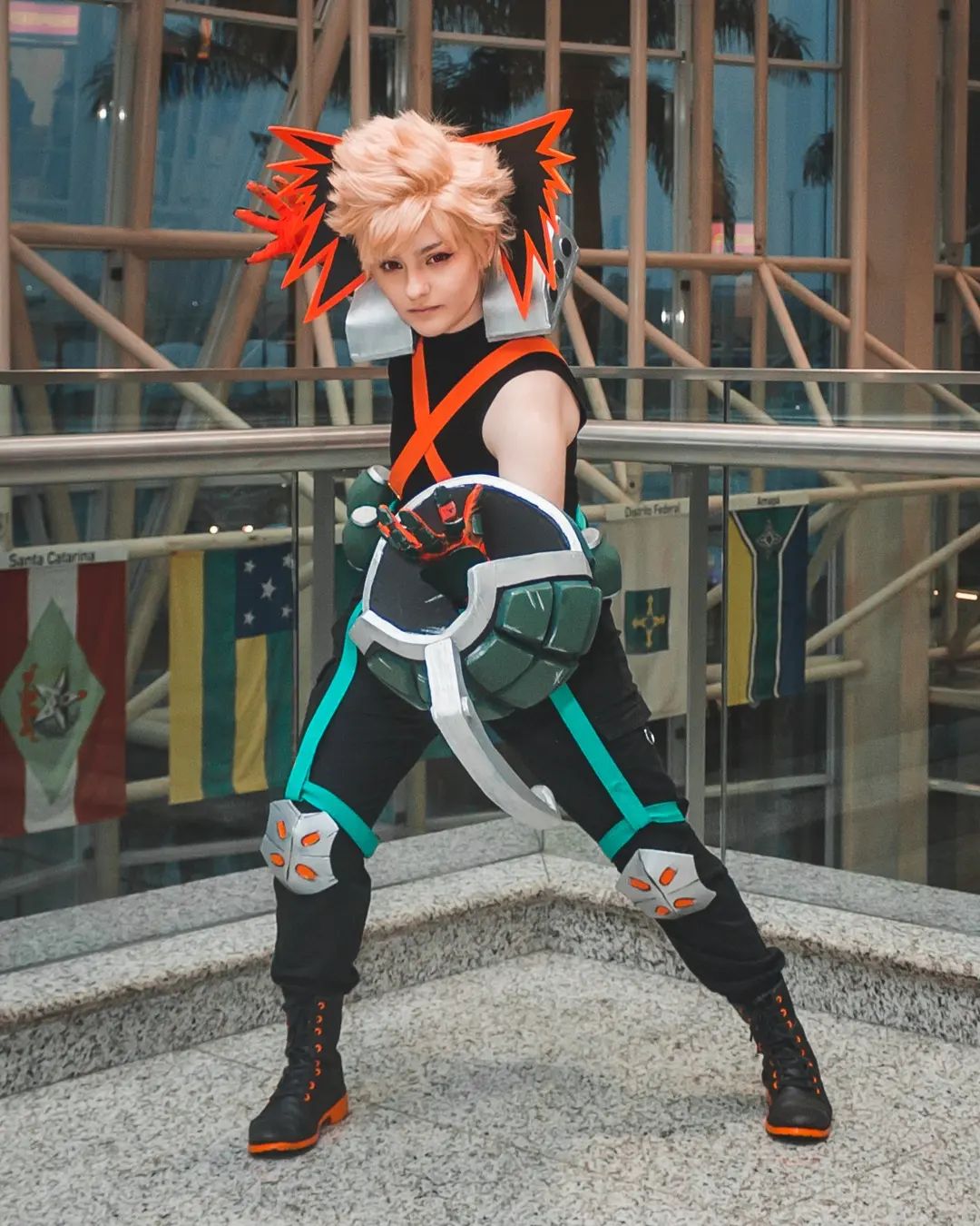 Cosplay incrível do Bakugou, de My Hero Academia