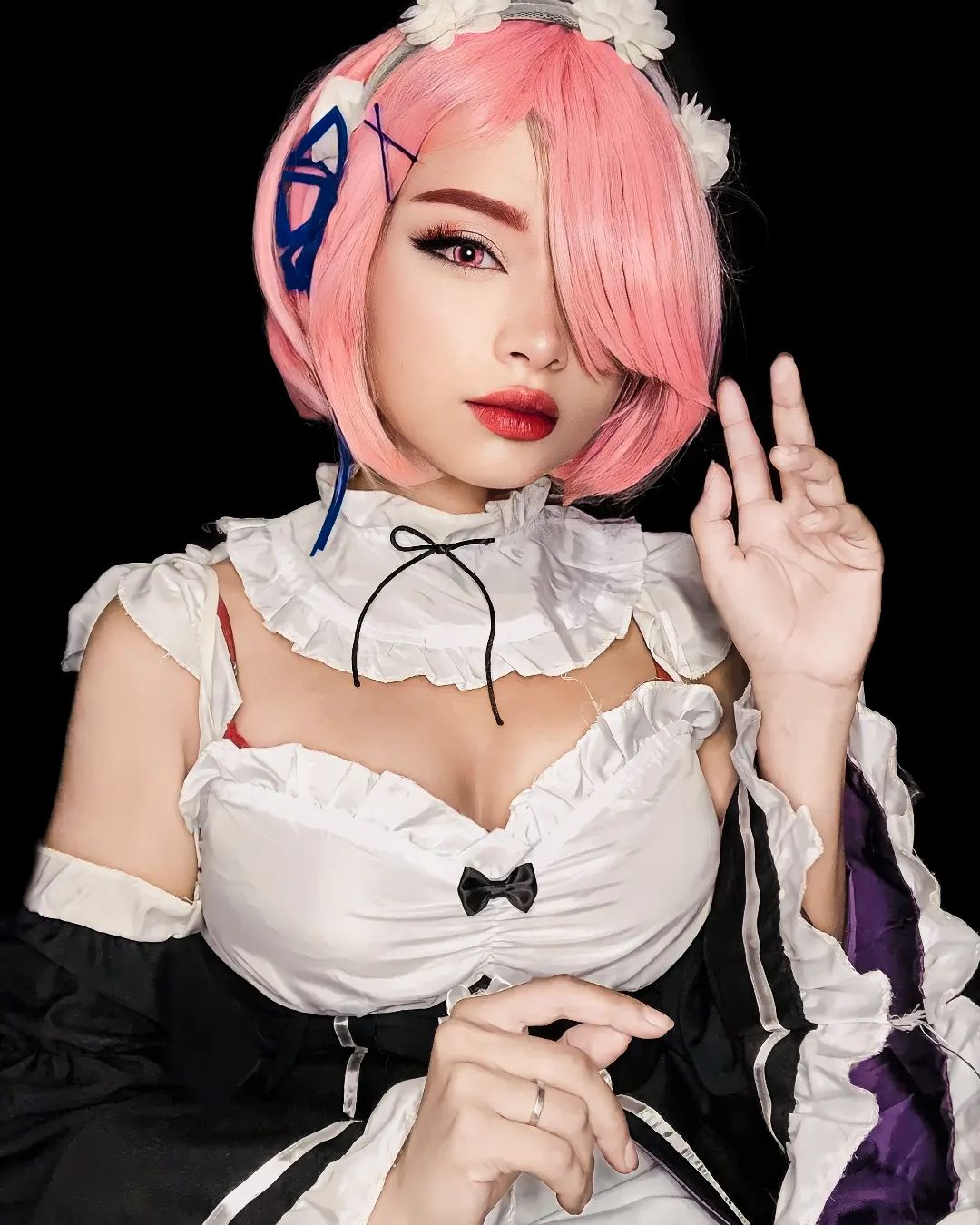 Cosplayer mais famosa do Japão faz homenagem a Rem de Re:Zero