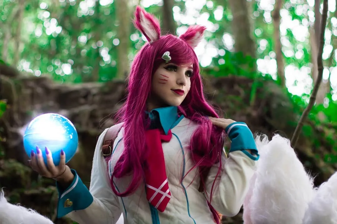 Cosplay: Veja uma bela caracterização da Ahri Colegial, de League of Legends (LoL) Cosplay da Ahri Colegial, de League of Legends, da sayuki_lola 05