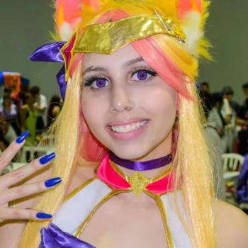 Ahri Guardiã Estelar neste belo cosplay de League of Legends, da Kitty Ahri Star Guardian capa Kitty 02