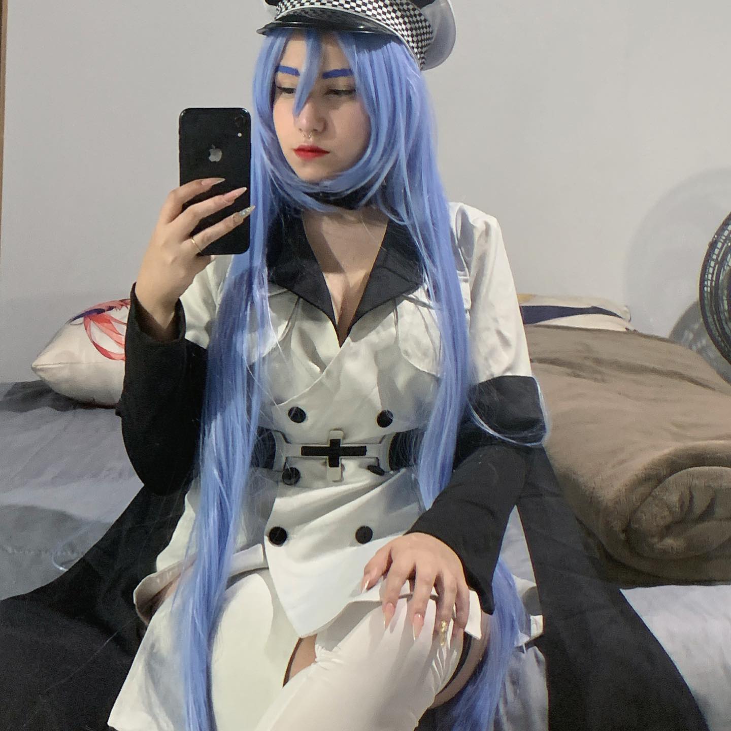 Cosplays: Esdeath e Yor Forger, com novas fotos da Rayane Leal