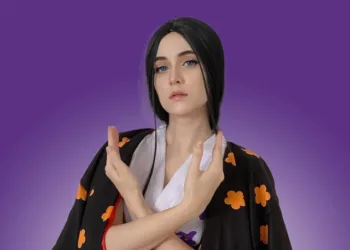 Belo cosplay da Nico Robin, de One Piece, do arco Wano - Rhay capa 02