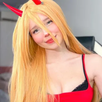 Belo cosplay da Power, de Chainsaw Man, da Layla - capa 01