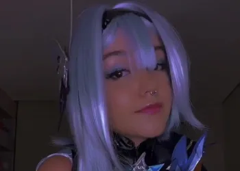 Eula Cosplay - Genshin Impact - Kitty 001