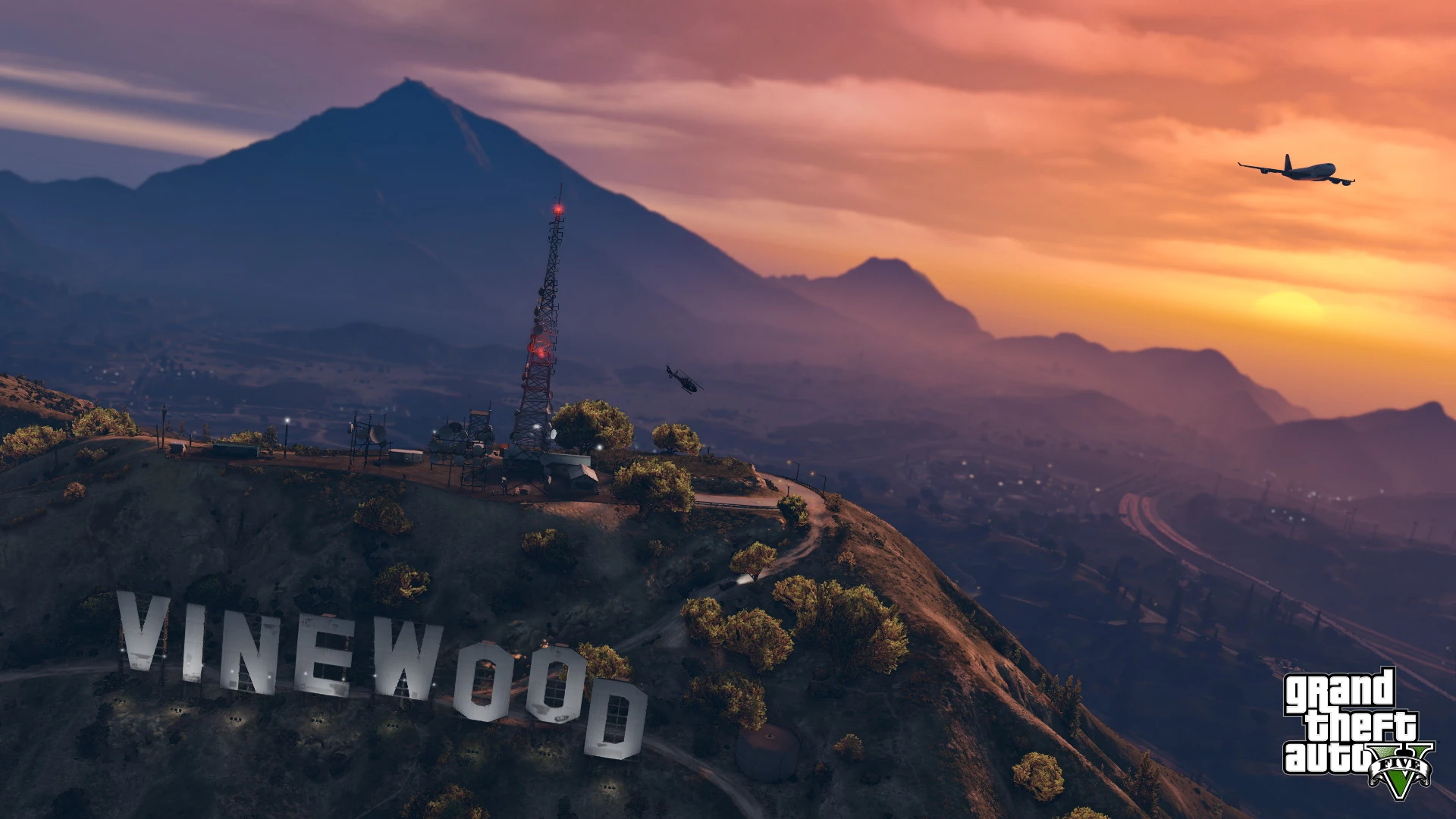 Grand Theft Auto V - PS4 Screenshot 03 - Vinewood