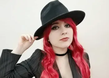 Miss Fortune Mafiosa - Cosplay de League of Legends - capa