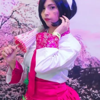 Ahri Dinastia neste belo cosplay de League of Legends Ahri Dinastia, de League of Legends, ganha belo cosplay da Hirai - capa 02