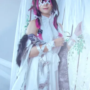 Belo cosplay da Columbina, de Genshin Impact, da Rachel Gasai Belo cosplay da Columbina, de Genshin Impact, da Rachel Gasai - capa 03