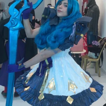 Belo cosplay da Gwen, de League of Legends, da Hirai - capa 02