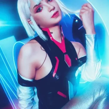 Belo cosplay da Lucy, de Cyberpunk Edgerunners, da Babs - capa 01