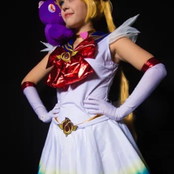 Belo cosplay da Super Sailor Moon - Choki capa 02