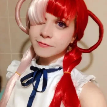 Cosplayer Kuhaku Taiyo faz belo cosplay da Uta, de One Piece Red Belo cosplay da Uta, de One Piece Red, da Kuhaku Taiyo - capa 01