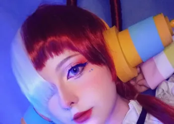 Belo cosplay da Uta, de One Piece Red, da Mint - capa 02