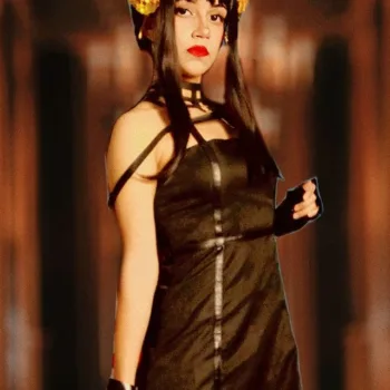 Belo cosplay da Yor Forger, de Spy x Family, da Miki - capa 01